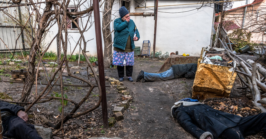 Up-Close Ukraine Atrocity Photographs Touch a Global Nerve – The New York Times